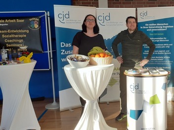 Susanne Drexler und Tim Hoffmann vertraten das CJD