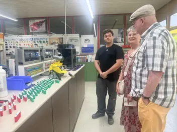Azubis erklären ihre Arbeit 