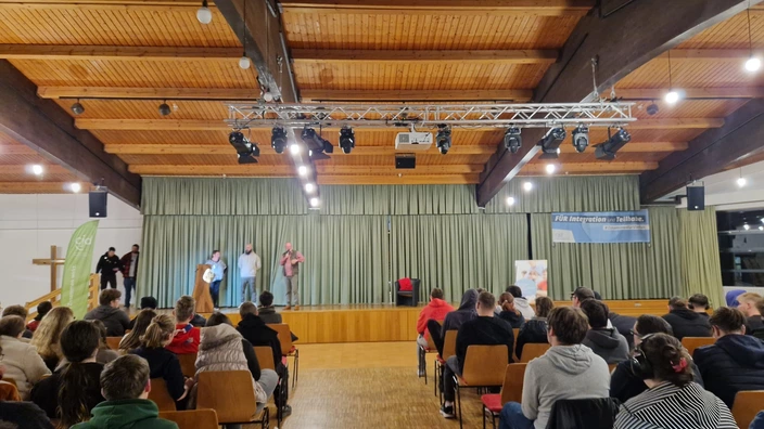 Vorstellung der Freizeitgruppen zu Beginn des Jahres