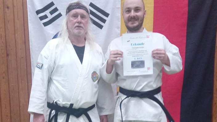 Ein Meilenstein für das CJD Homburg: Der erste Schüler erhieltdort  den schwarzen Gürtel