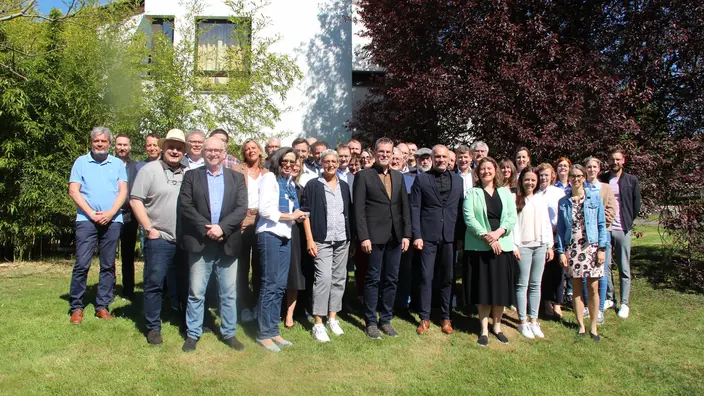 Etwa 40 Lehrenden aus dem ganzen Saarland waren zu Gast