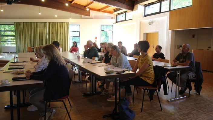 Interdisziplinäres Teams arbeitet an der Qualität der Arbeit