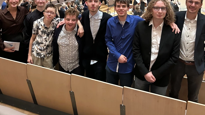 CJD Jugendliche und Betreuende in der Berliner Philharmonie