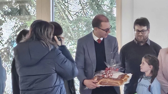 Die Schulkinder erhielten den symbolischen Schlüssel