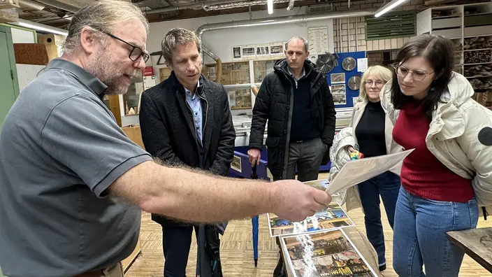 Oliver Stier in der Werkstatt