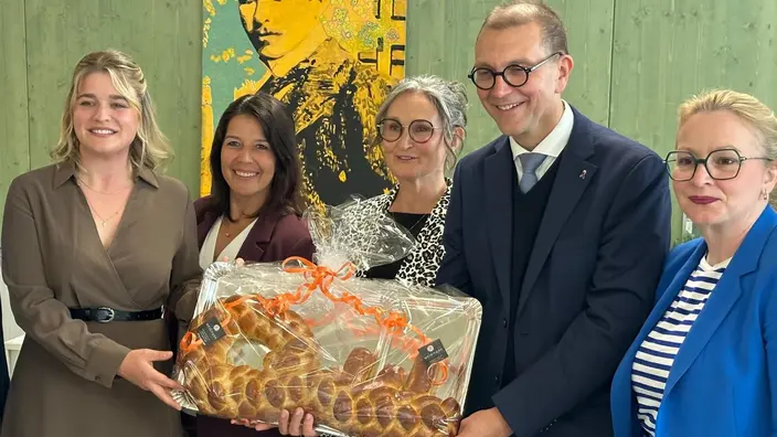 Feierliche Eröffnung mit hohen Gästen