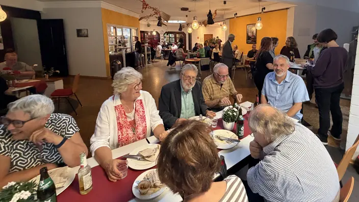 Geschmückte Kantine für die Gäste